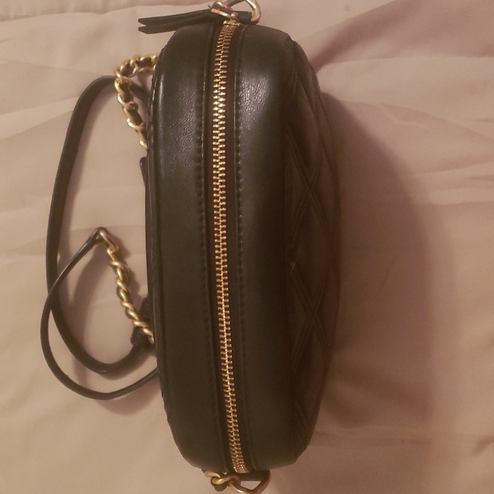 Tory Burch Fleming Soft Camera Bag - Picture 6 of 13